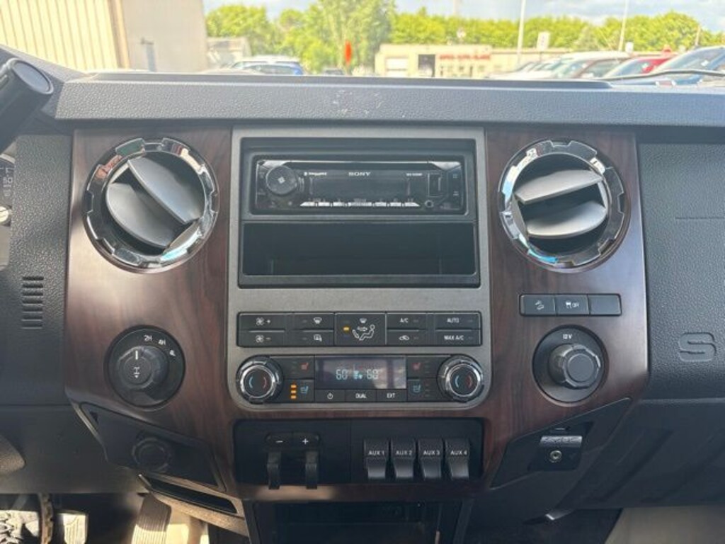 Used 2011 Ford F-250SD Lariat Truck