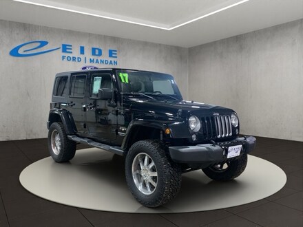 2017 Jeep Wrangler Unlimited Sahara SUV