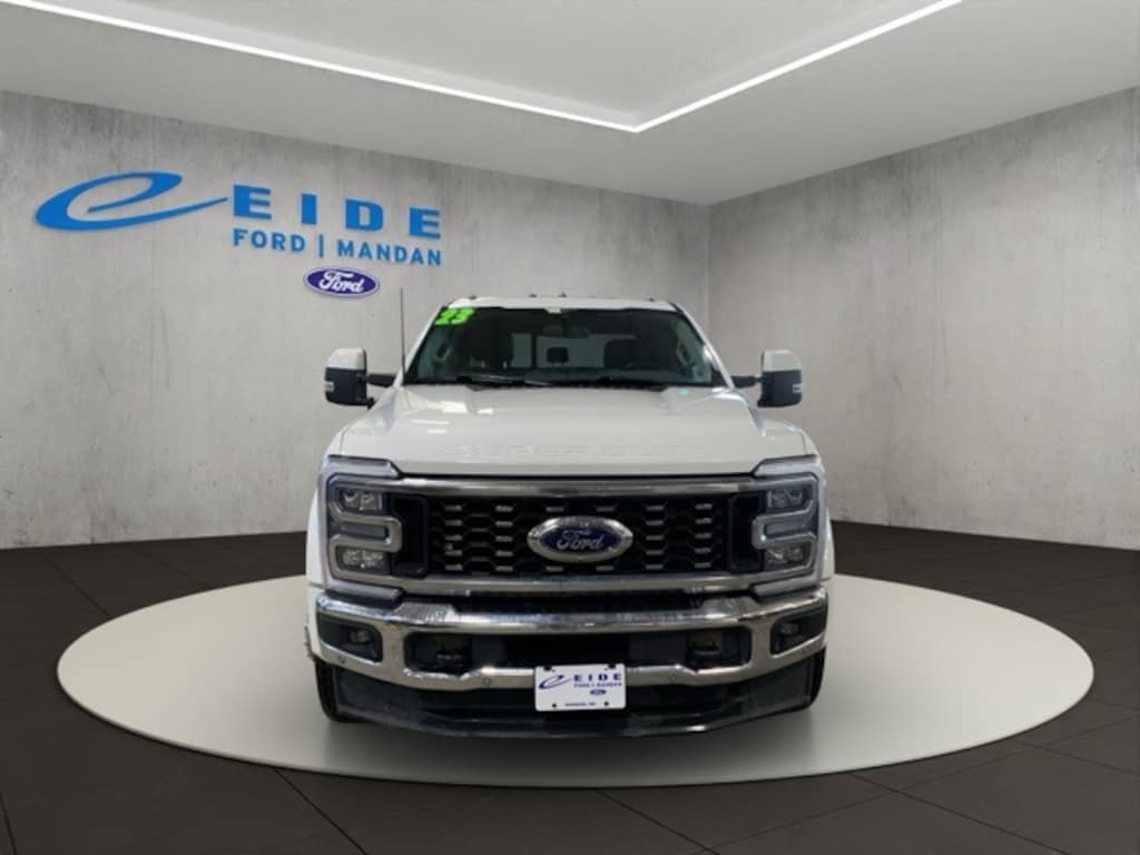Used 2023 Ford F-450SD Lariat Truck