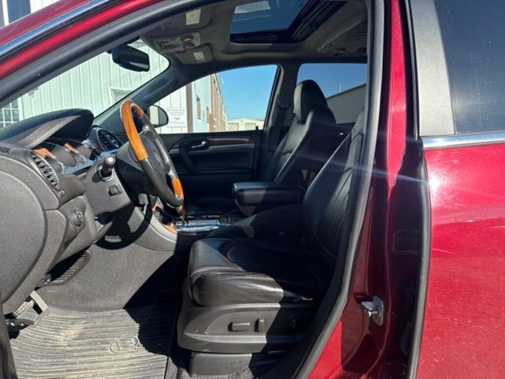 Used 2010 Buick Enclave CXL SUV