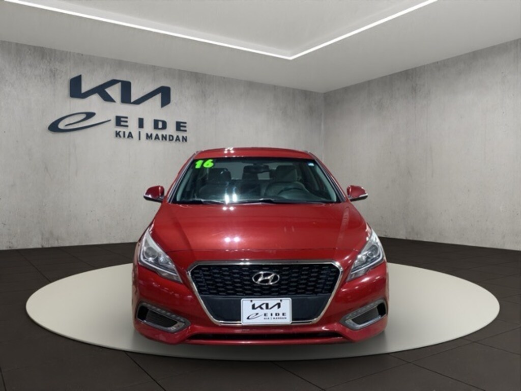 Used 2016 Hyundai Sonata Hybrid SE Sedan