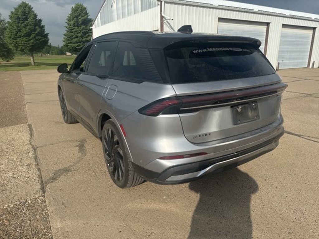 Used 2024 Lincoln Nautilus Reserve SUV