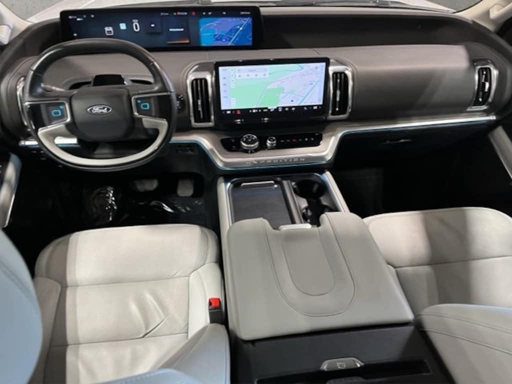 Used 2025 Ford Expedition Platinum SUV