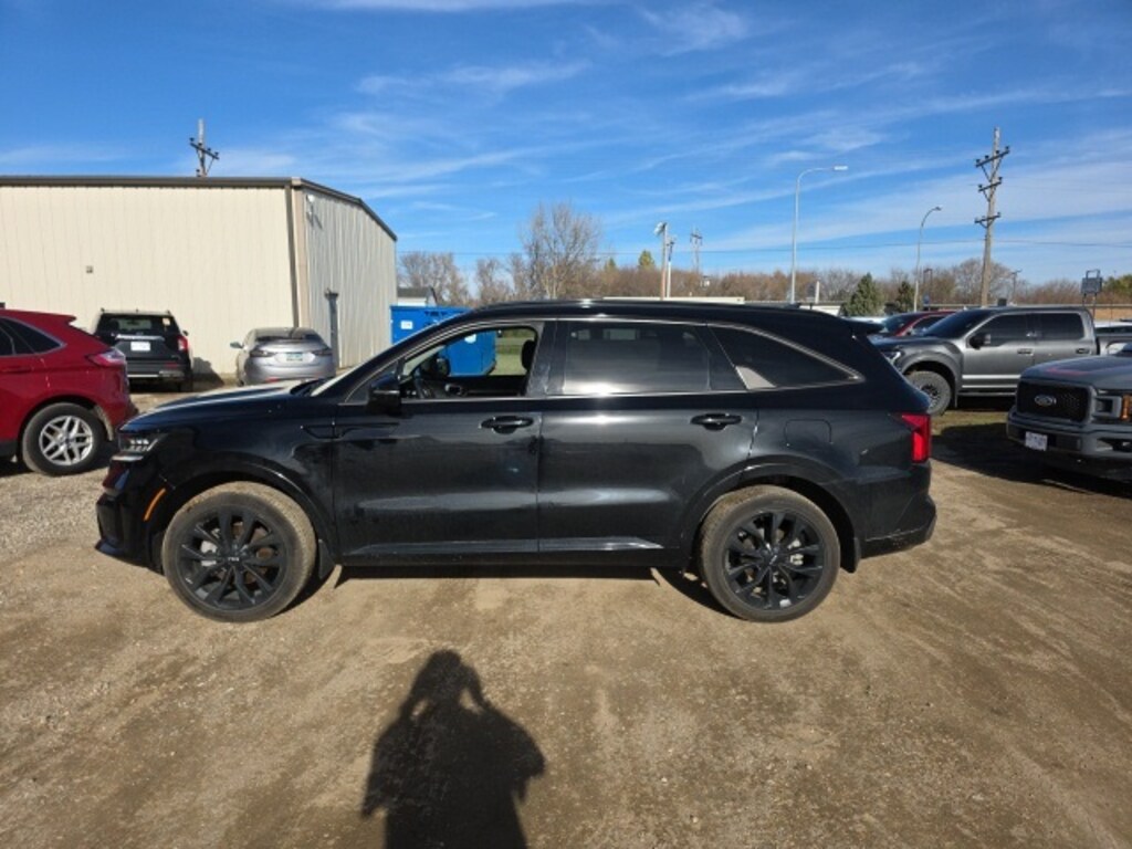 Used 2023 Kia Sorento SX SUV