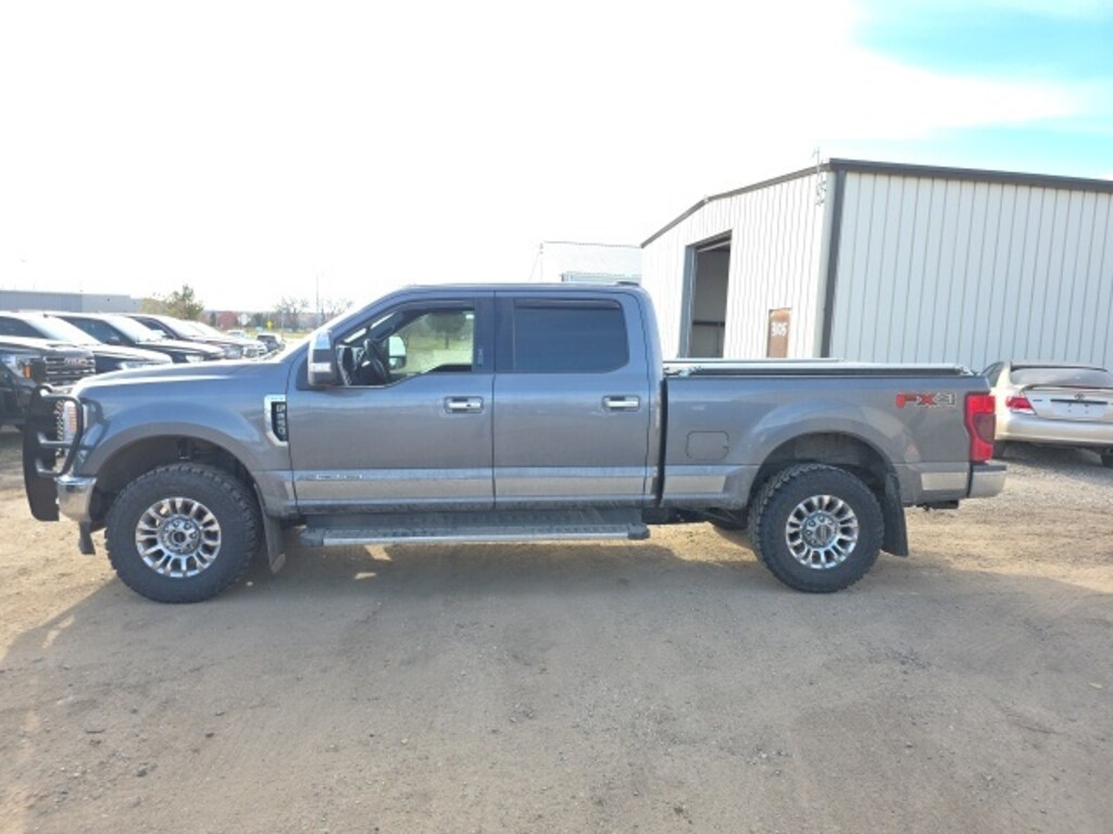 Used 2022 Ford F-250SD Lariat Truck