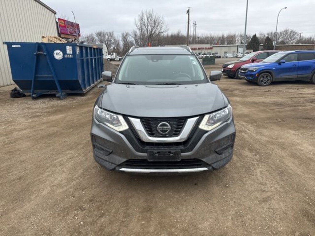Used 2019 Nissan Rogue SV SUV