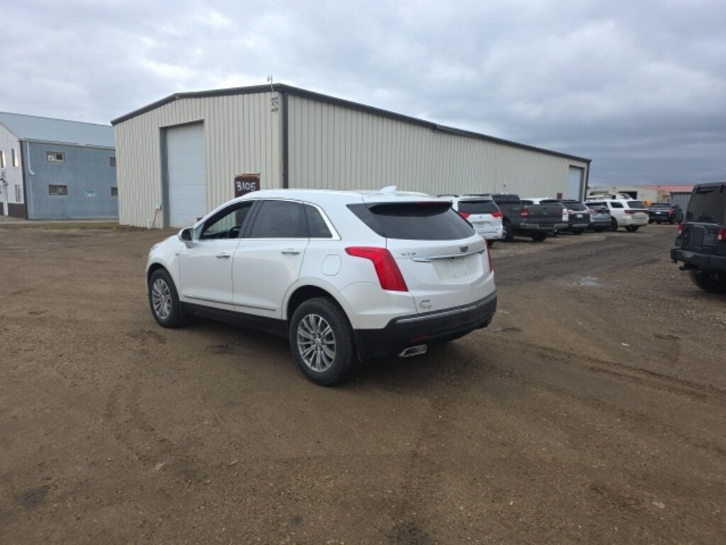 Used 2017 Cadillac XT5 Luxury SUV