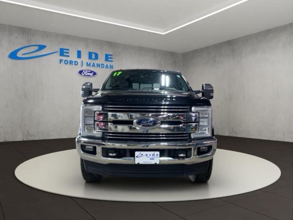 Used 2017 Ford F-250SD Lariat Truck