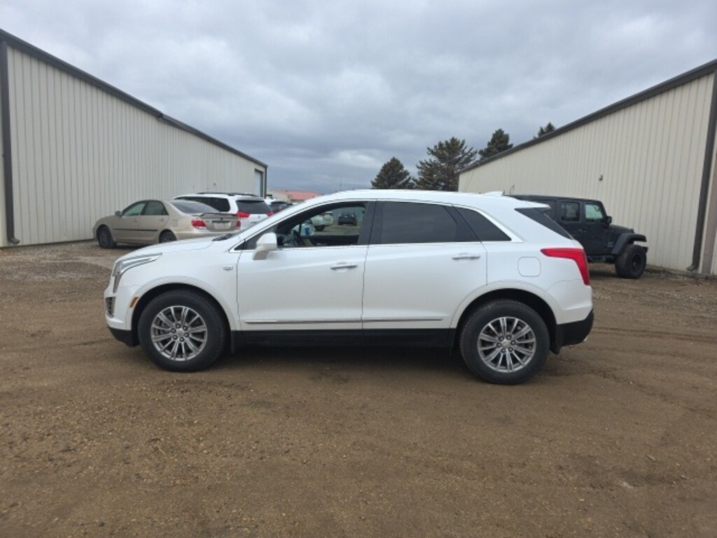 Used 2017 Cadillac XT5 Luxury SUV