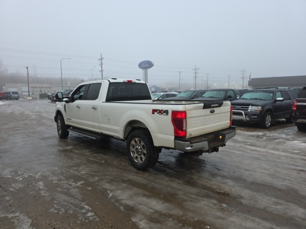 Used 2022 Ford F-250SD Lariat Truck