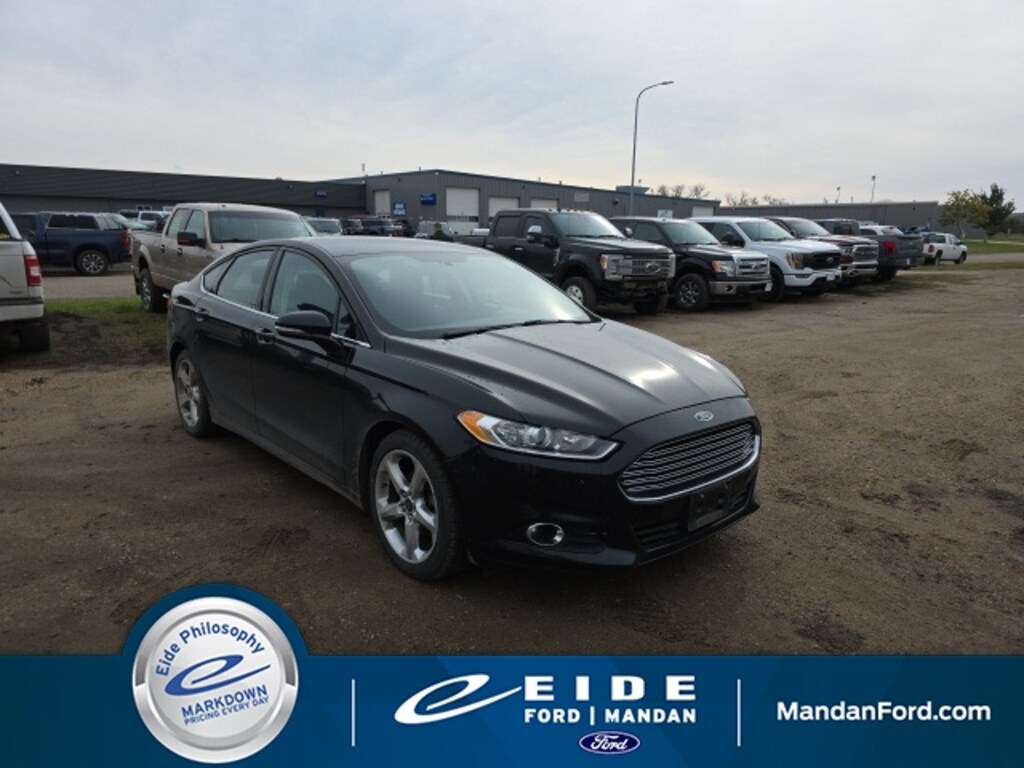 Used 2014 Ford Fusion SE Sedan