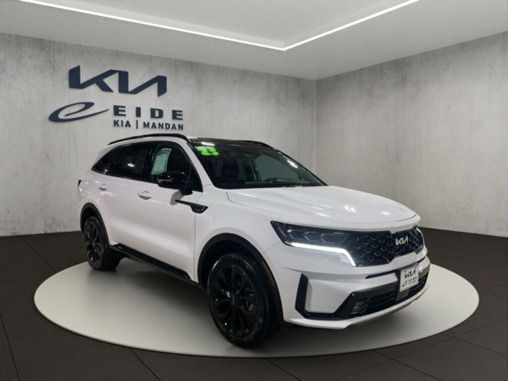 Used 2023 Kia Sorento SX SUV