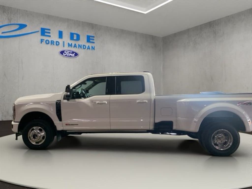 New 2026 Ford F-350SD Platinum Truck