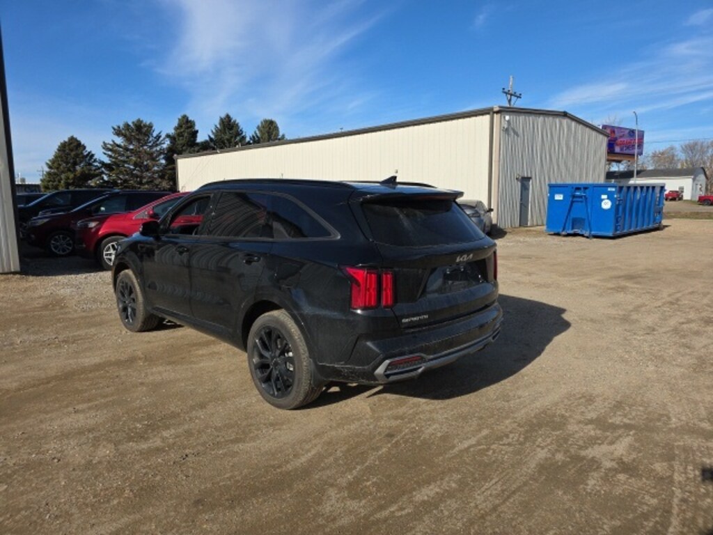 Used 2023 Kia Sorento SX SUV