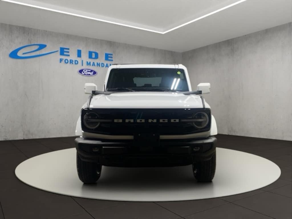New 2025 Ford Bronco Outer Banks SUV