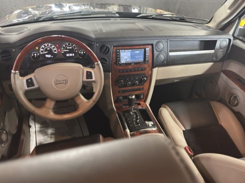 Used 2008 Jeep Commander Overland SUV