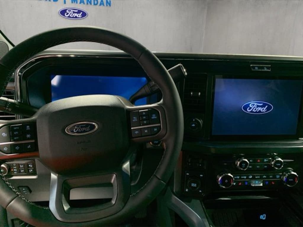New 2026 Ford F-350SD Lariat Black Appearance Truck