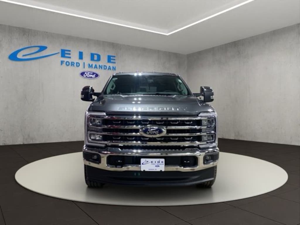 New 2026 Ford F-350SD Lariat Truck
