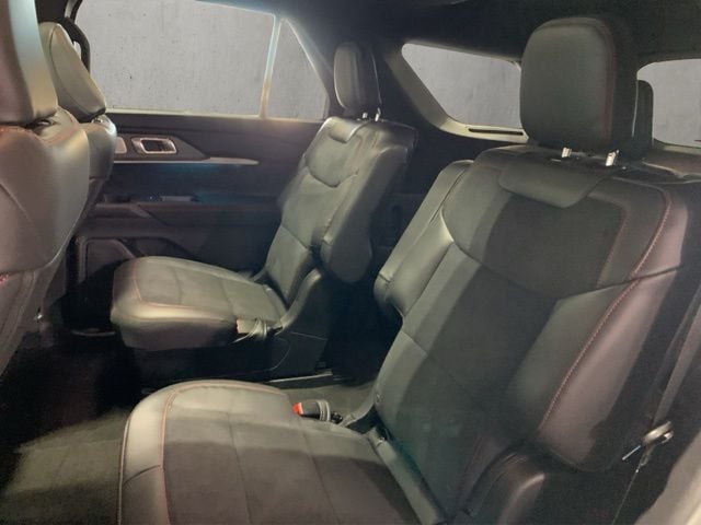 2026 Ford Explorer ST - Photo 14