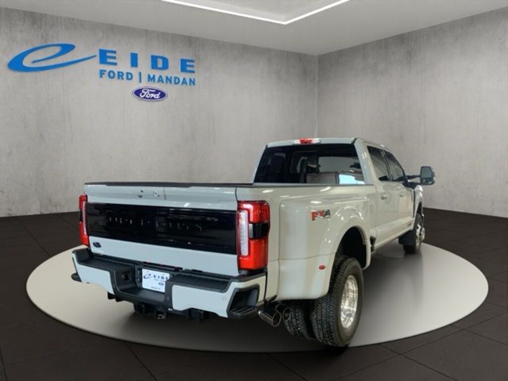 New 2026 Ford F-350SD Platinum Truck