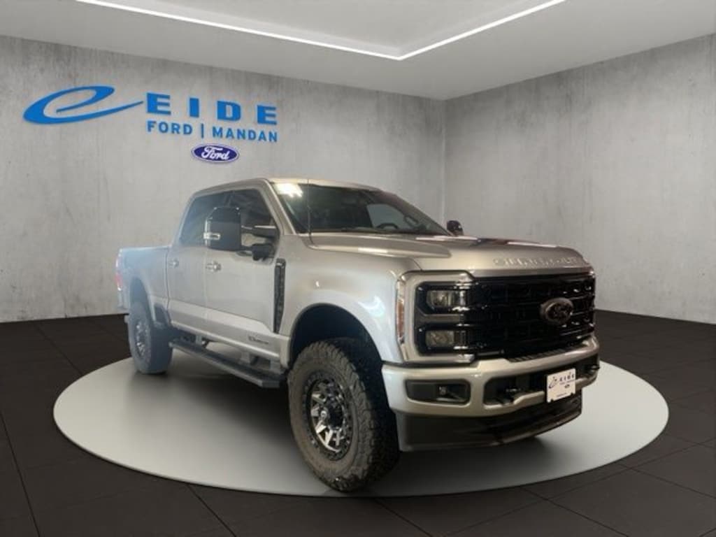 Used 2024 Ford F-350SD Lariat Truck