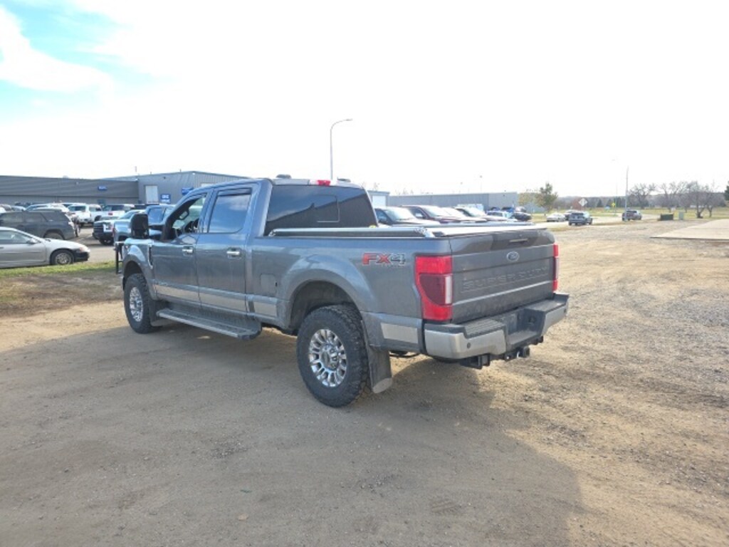 Used 2022 Ford F-250SD Lariat Truck
