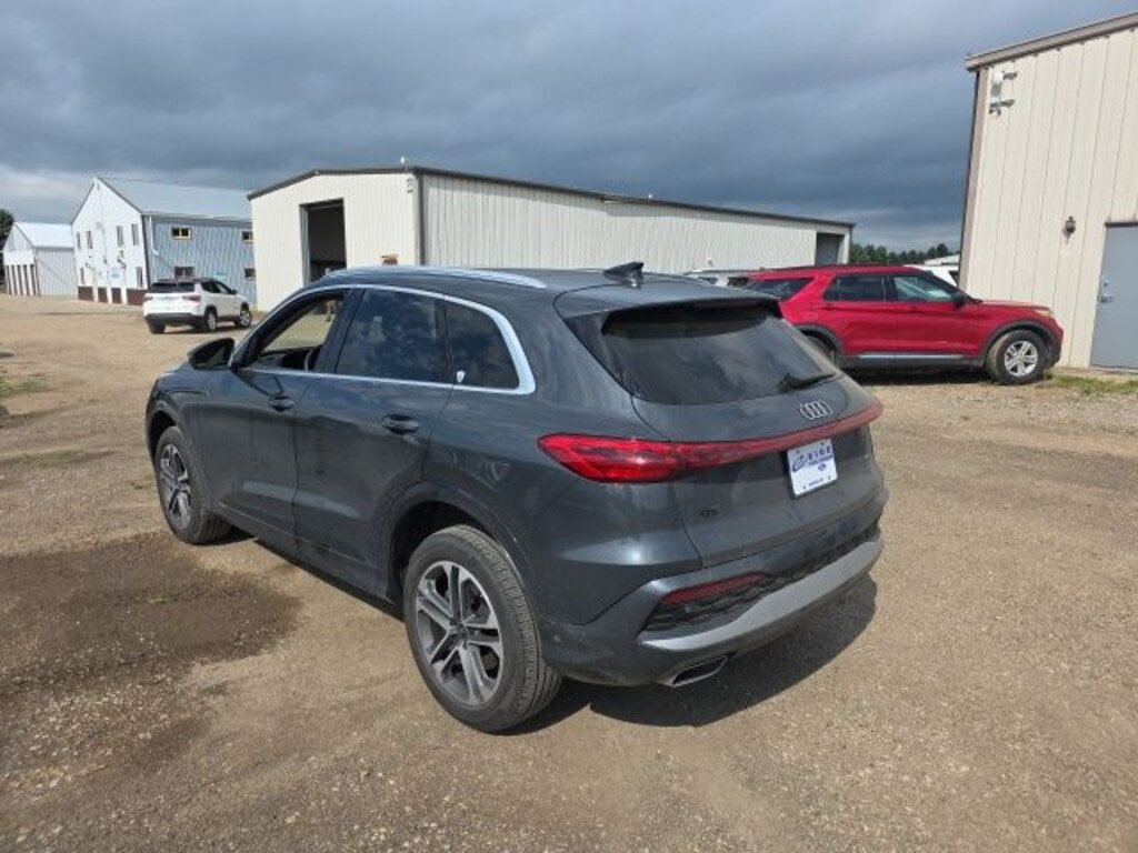 Used 2025 Audi Q5 2.0T Premium SUV