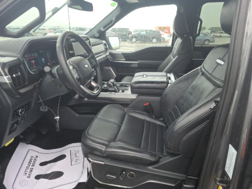 Used 2025 Ford F-150 Platinum Truck