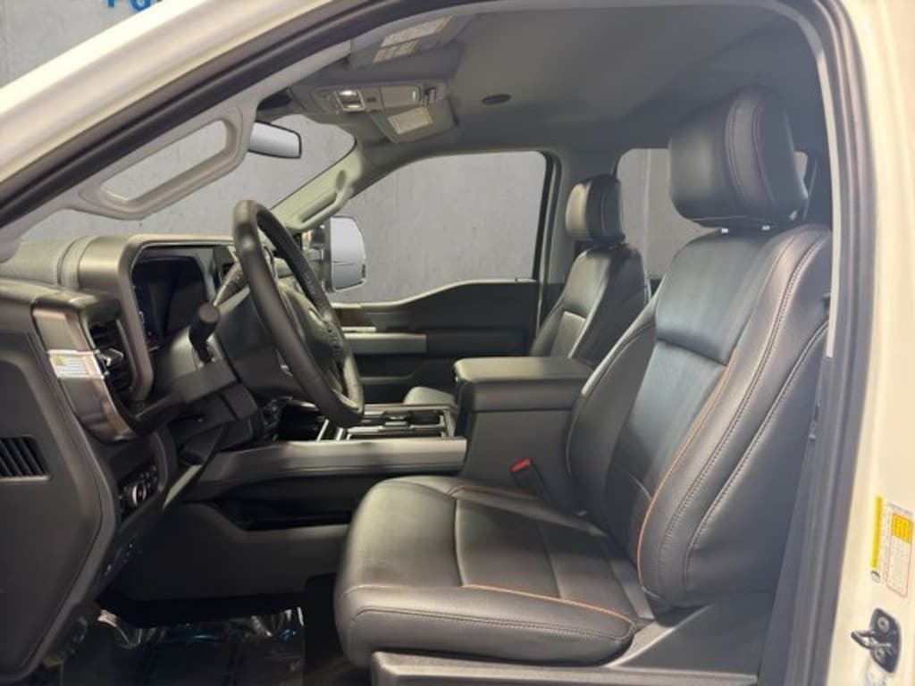 New 2026 Ford F-250SD Lariat Black Appearance Truck