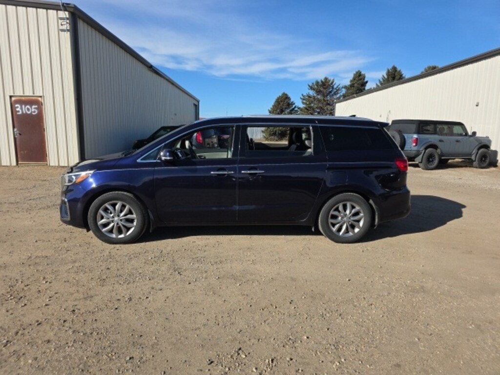 Used 2021 Kia Sedona EX Minivan/Van