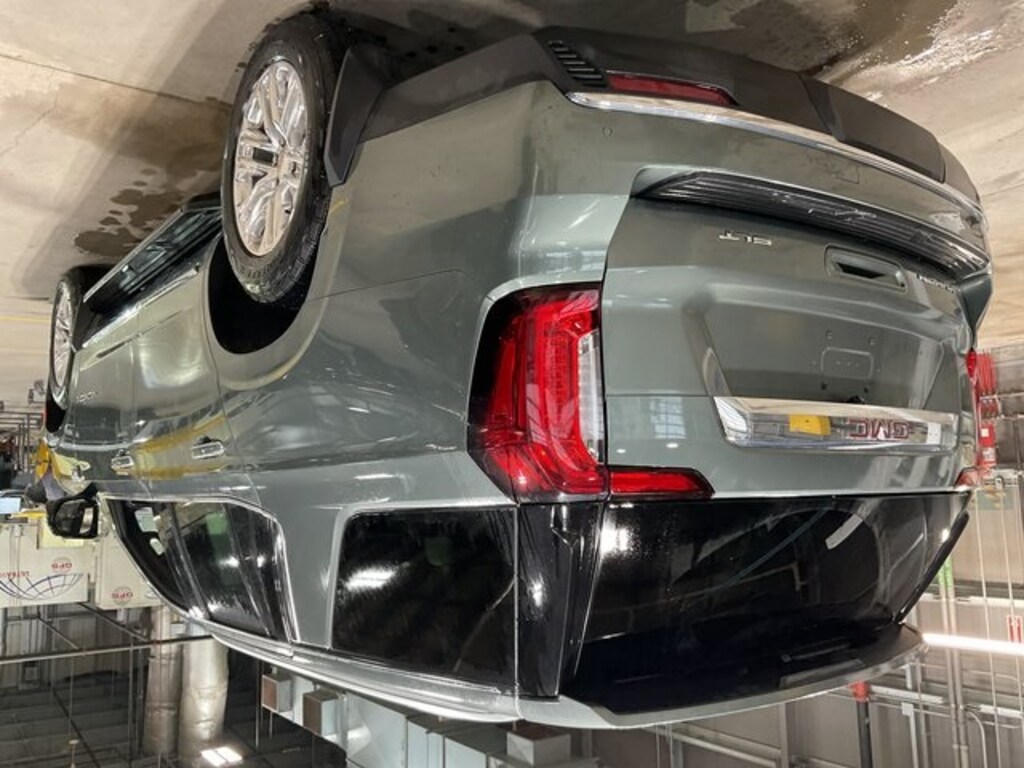 Used 2023 GMC Yukon SLT SUV