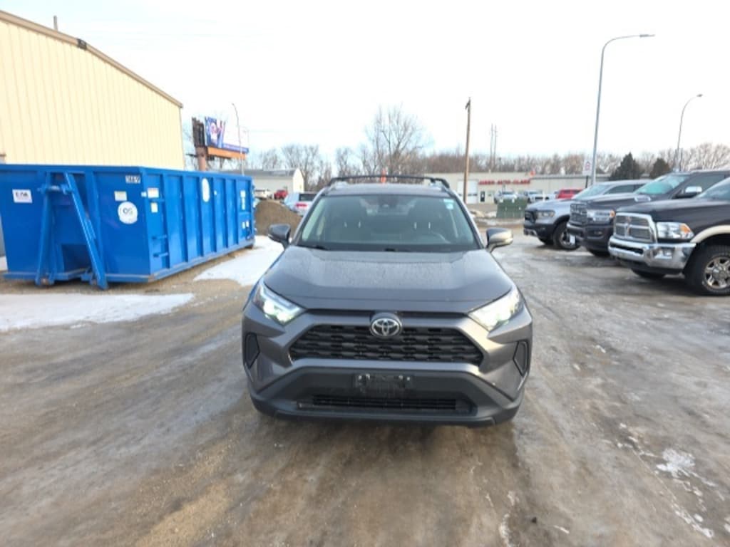 Used 2022 Toyota RAV4 XLE SUV