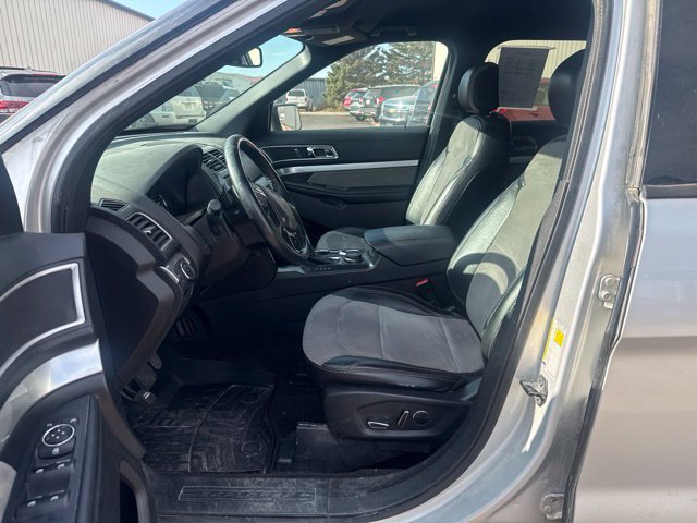 Used 2017 Ford Explorer XLT SUV