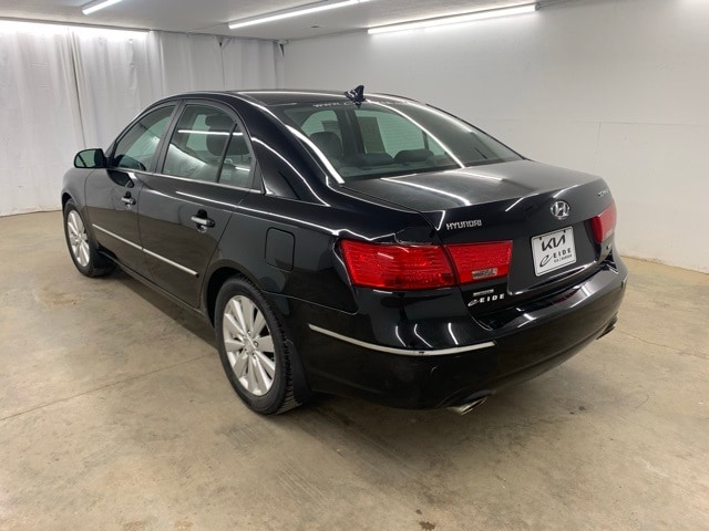 Used 2009 Hyundai Sonata LIMITED with VIN 5NPEU46F49H506072 for sale in Mandan, ND