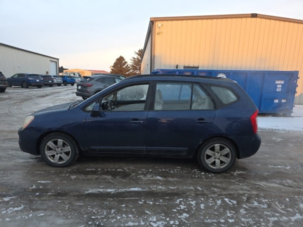 Used 2008 Kia Rondo LX Wagon