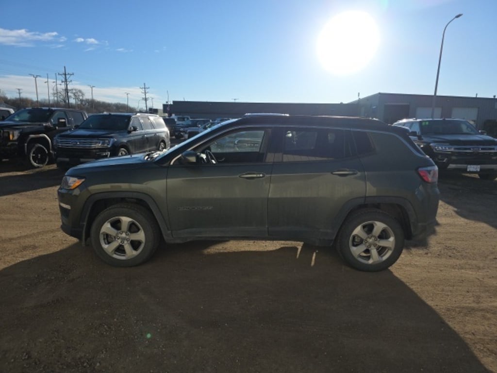 Used 2018 Jeep Compass Latitude SUV