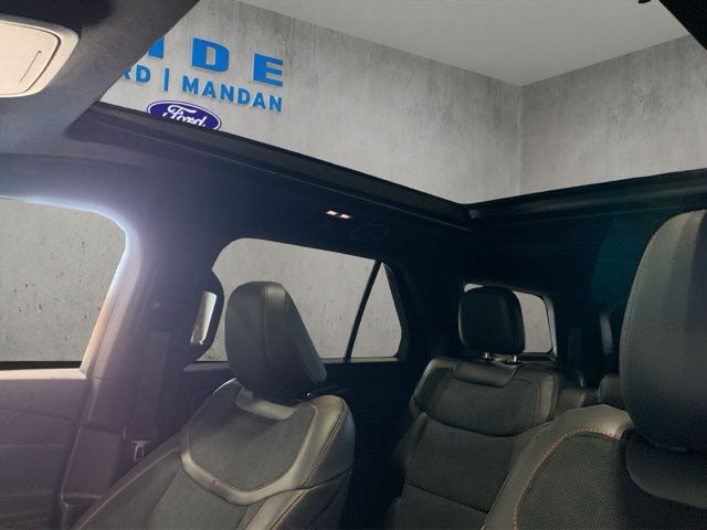 2026 Ford Explorer ST - Photo 11