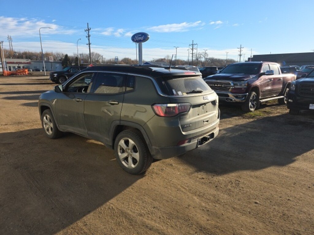 Used 2018 Jeep Compass Latitude SUV