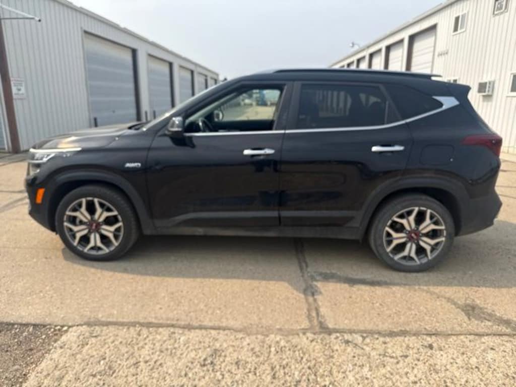 Used 2021 Kia Seltos SX SUV