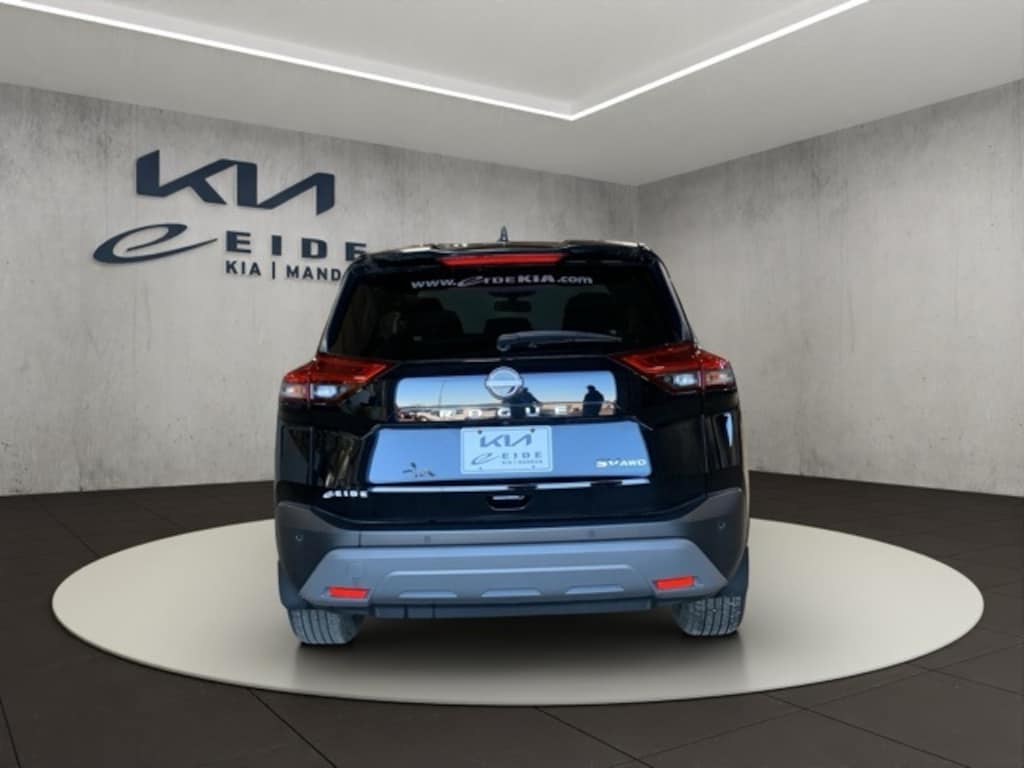 Used 2023 Nissan Rogue SV SUV