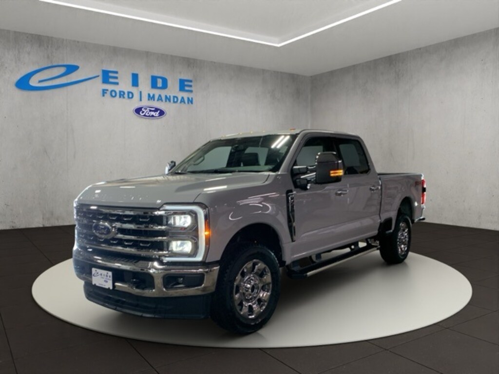 New 2026 Ford F-250SD Lariat Truck