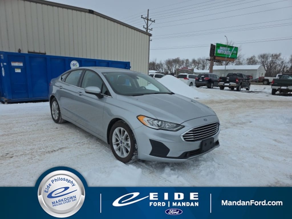 Used 2020 Ford Fusion SE Sedan