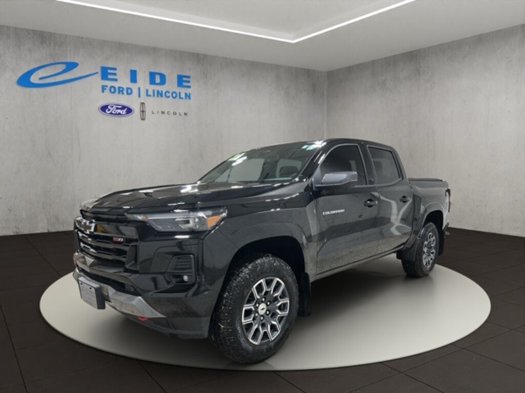 Used 2025 Chevrolet Colorado Z71 Truck