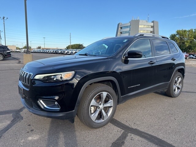 2019 Jeep Cherokee Sport Limited photo 2