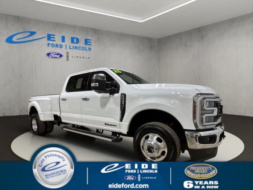 Used 2025 Ford F-350SD Lariat Truck
