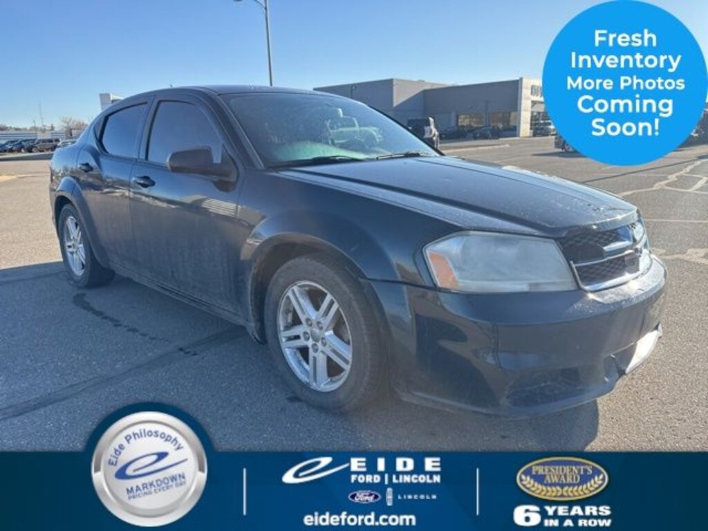 Used 2013 Dodge Avenger SE Sedan