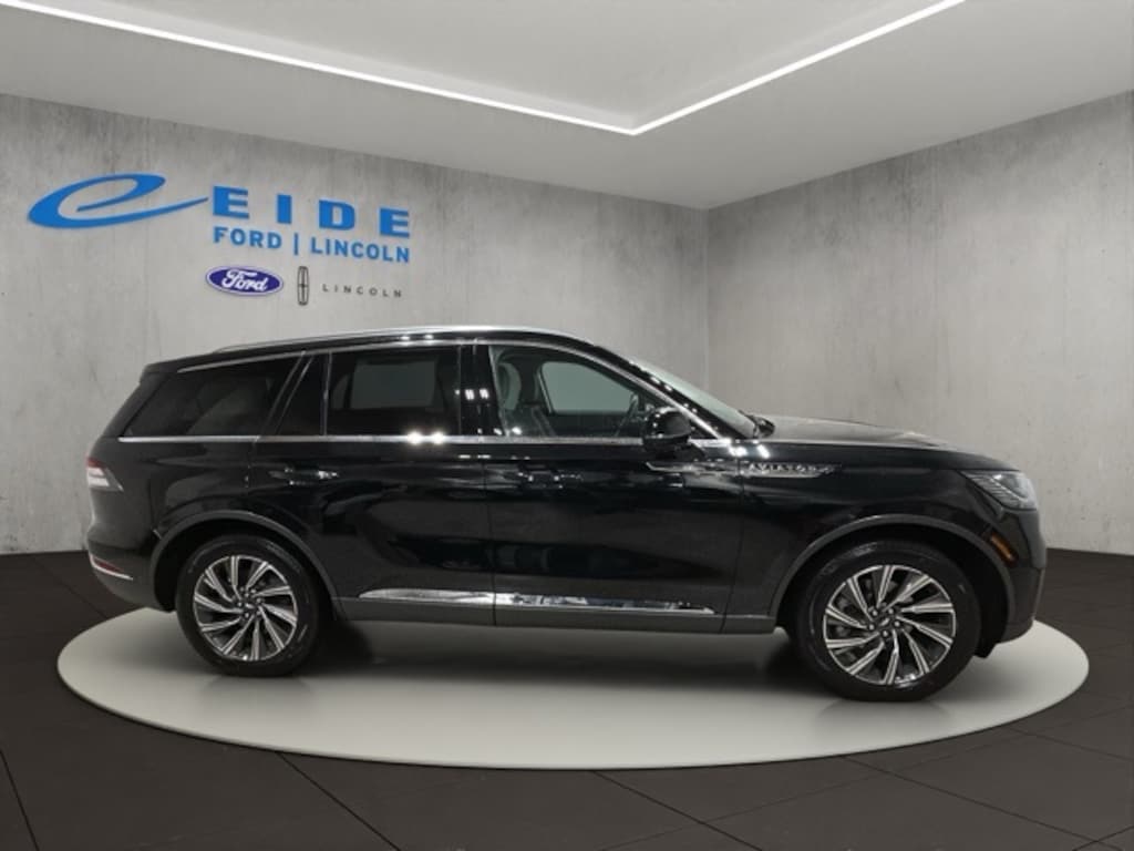 New 2025 Lincoln Aviator Premiere SUV