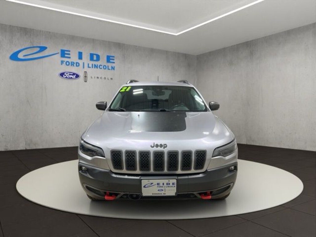 Used 2021 Jeep Cherokee Trailhawk SUV