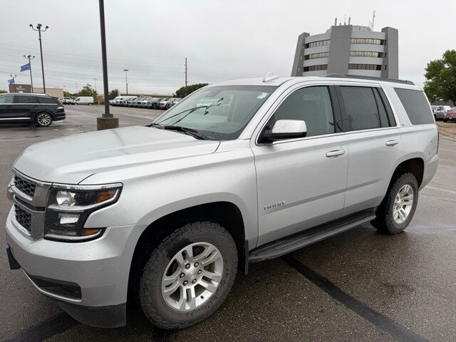 2020 Chevrolet Tahoe LT photo 2