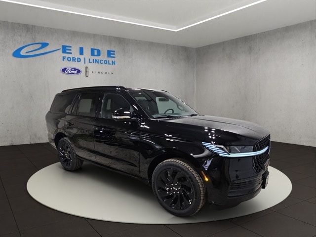 2025 Lincoln Navigator Reserve's photo